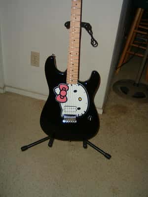 Hello Kitty Strat